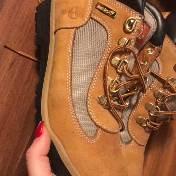 Suede tan Timberlands - Picture 4 of 4